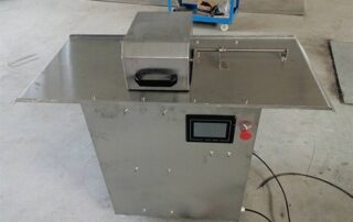 Sausage binding machine